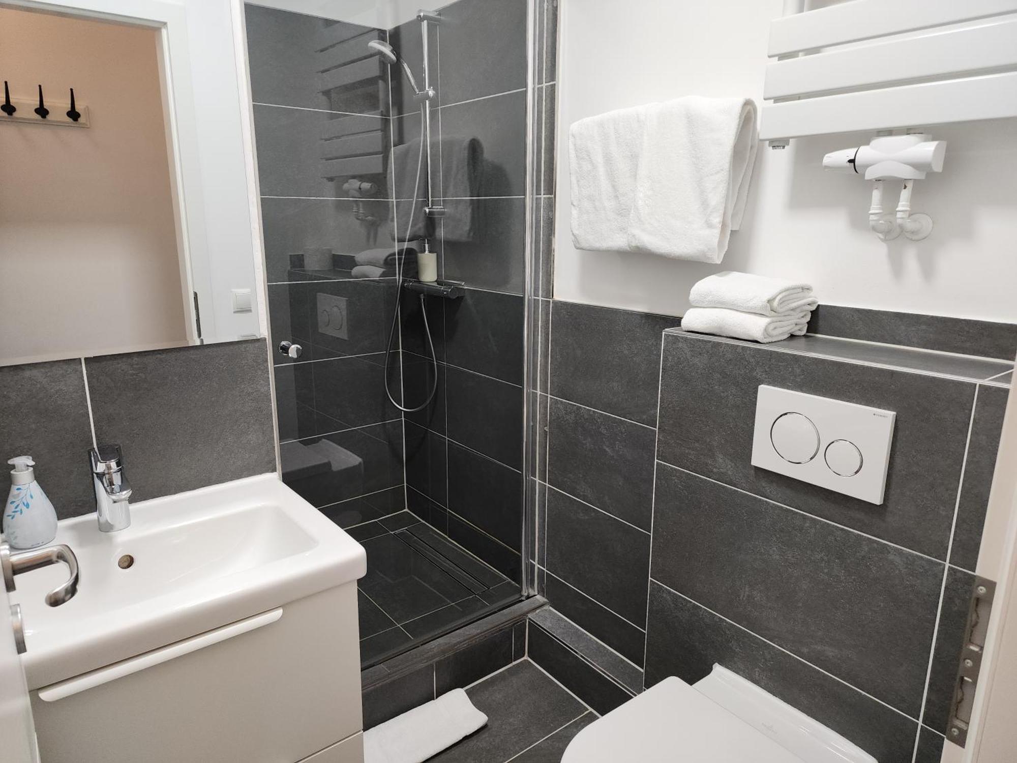 Davin City Aparments - Self-Check-In Hamburg Exterior photo
